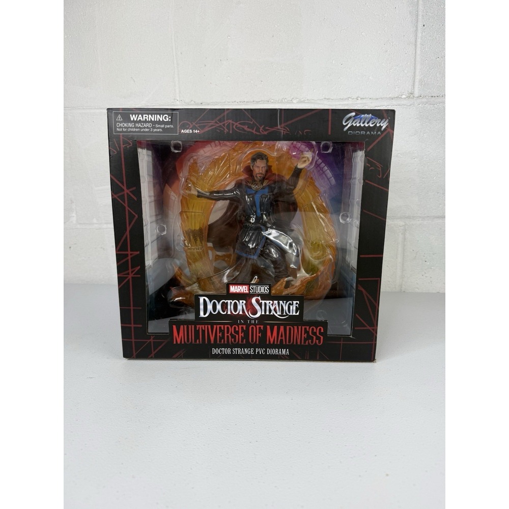 Diamond Select Gallery Diorama Doctor Strange in The Multiverse of Madness
